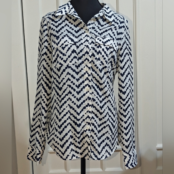 Ann Taylor Long Sleeve size 4 - Picture 1 of 6